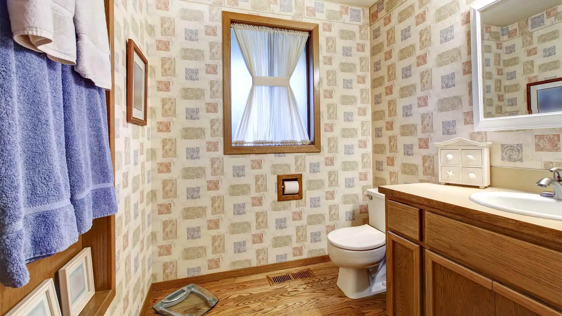 5 Reasons to Remodel Your Small Bathroom