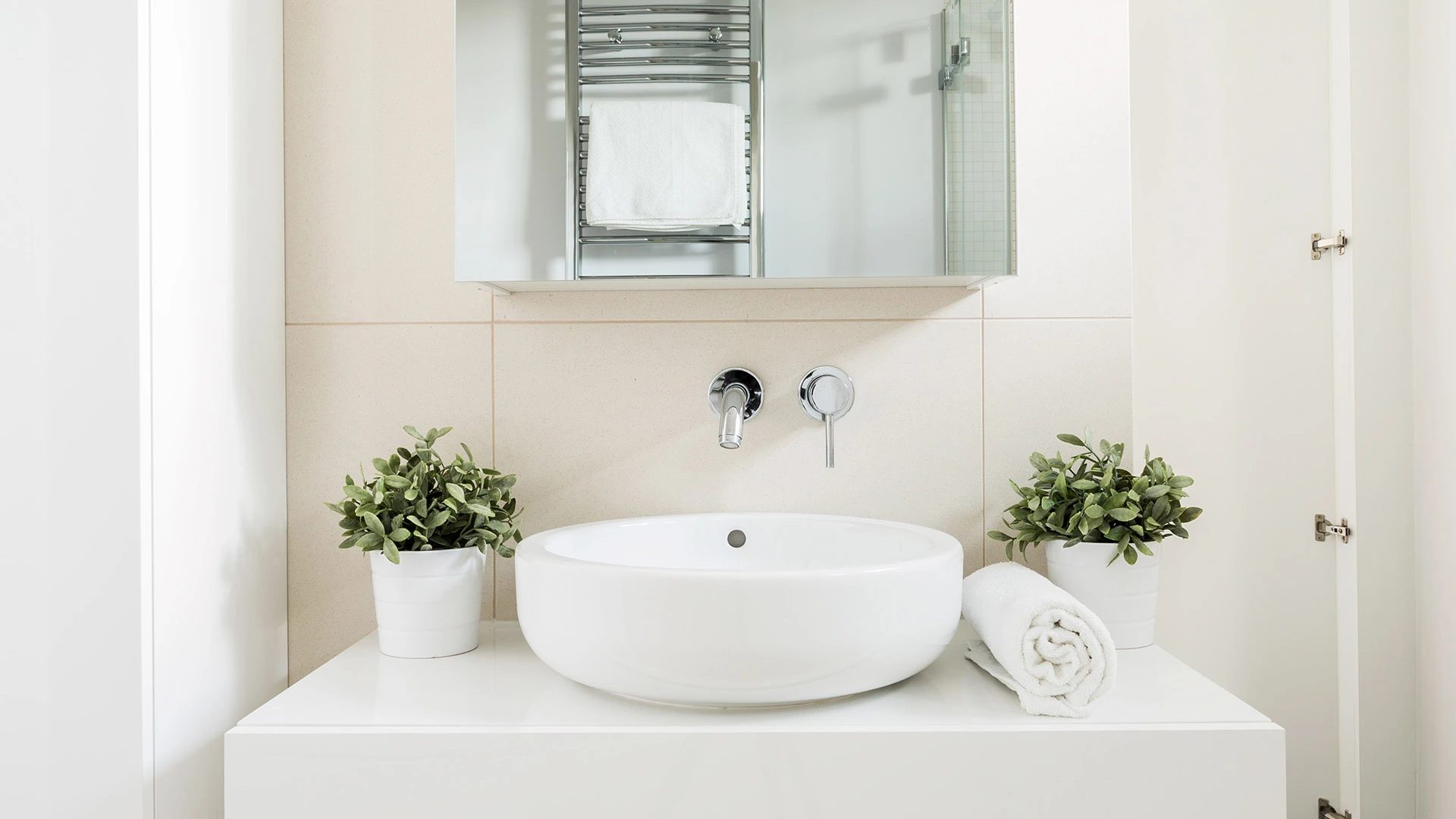 5 Luxurious Marble Tile Options For Your Bathroom