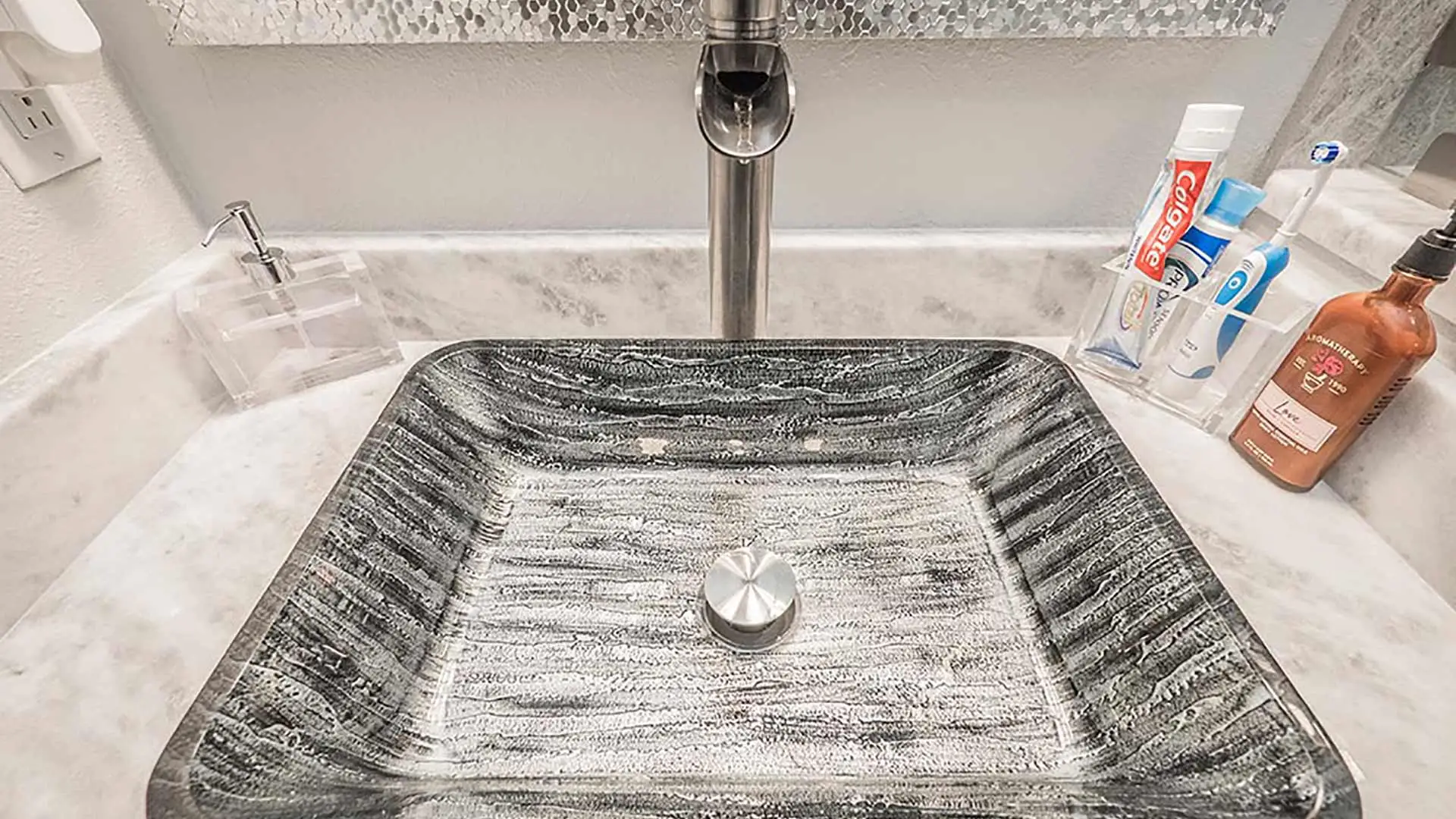 Choosing the Right Sink for Your Bathroom Remodel